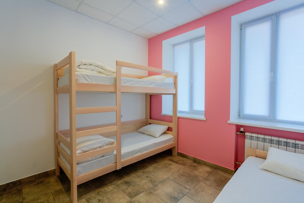 Comfort Hotel & Hostel Zaporizhia Exterior photo